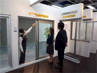 西日本エリア初となるマンション向けリフォーム商品展示コーナー 「窓・ドアのマンションリフォームコーナー」をオープン
